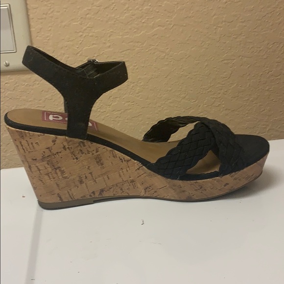 Wedge Sandals - Picture 2 of 2